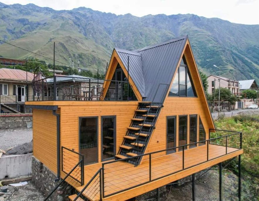 Magic Hut_Kazbegi Βίλα Εξωτερικό φωτογραφία